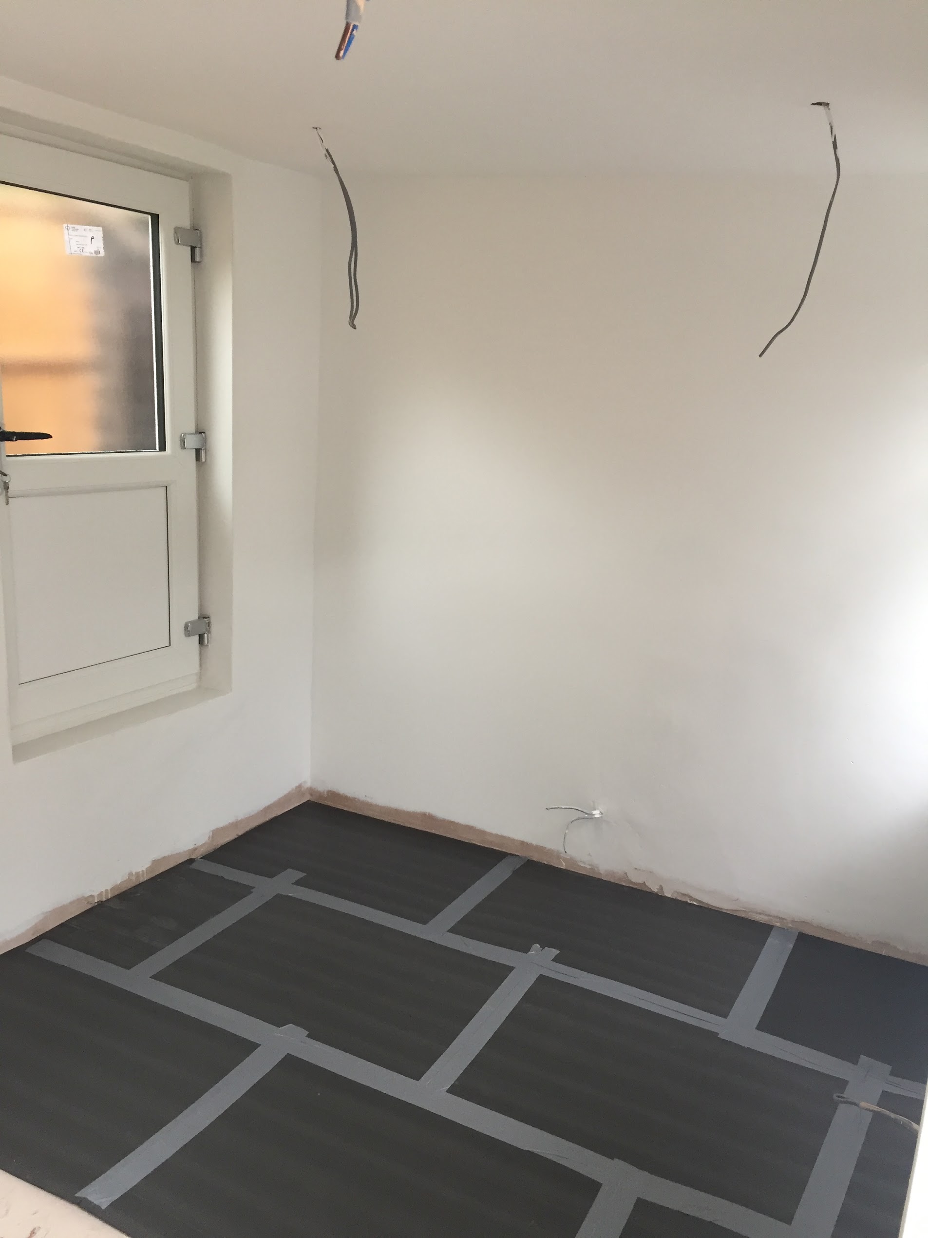 Floor insulation