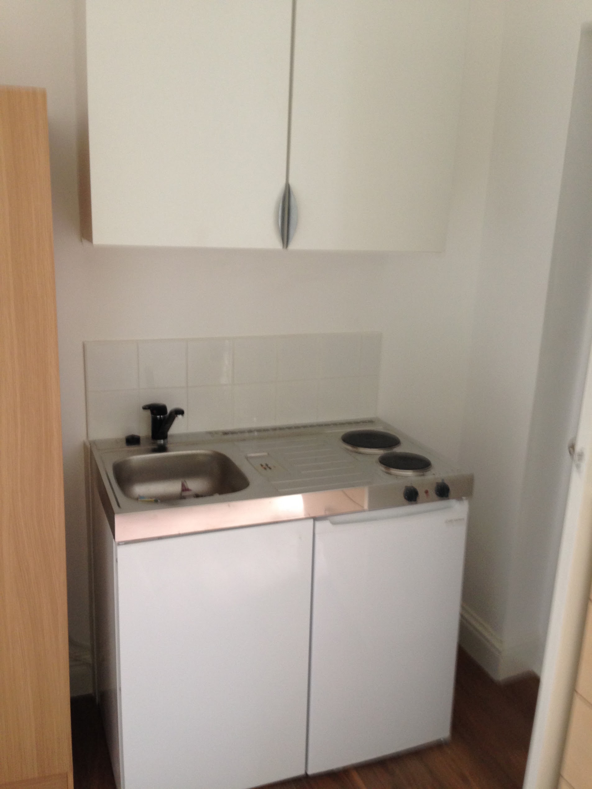 Sink installation